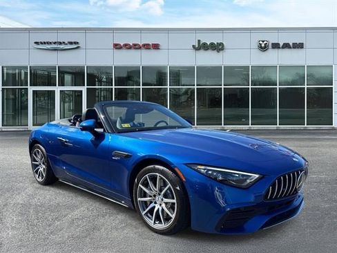 Used 2023 Mercedes-Benz SL 43 AMG w/ Driver Assistance Package image 1