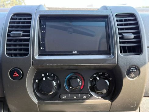 Used 2010 Nissan Xterra X image 22