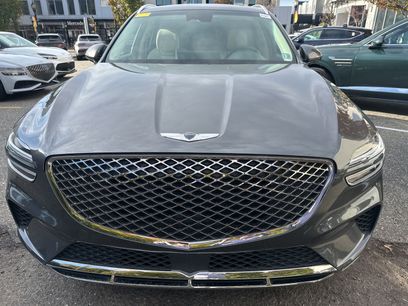Used 2023 Genesis GV70 2.5T w/ Select Package