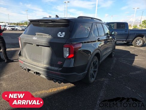 Used 2021 Ford Explorer ST w/ Equipment Group 401A image 9