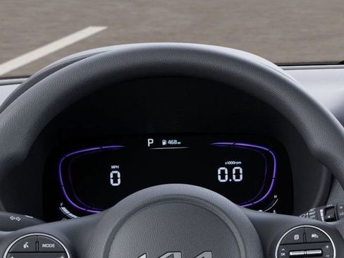 Used 2025 Kia Soul LX FWD image 21