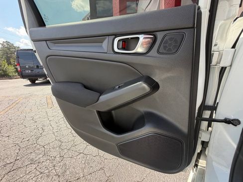 Used 2025 Honda Civic Sport image 29