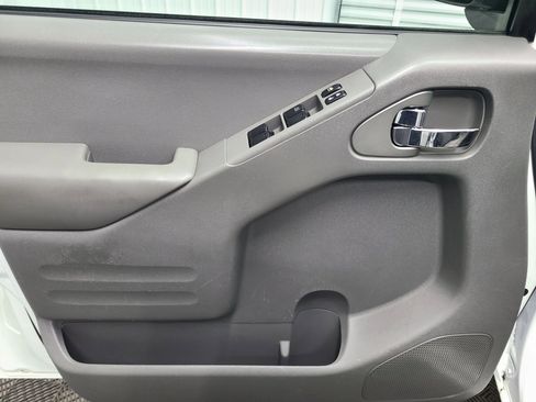Used 2019 Nissan Frontier SV AWD/4WD image 20