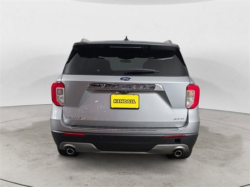 Used 2023 Ford Explorer Limited w/ Equipment Group 301A image 4