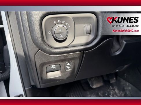 Used 2020 RAM 1500 Sport w/ Alpine Leather & Sound Group AWD/4WD image 10