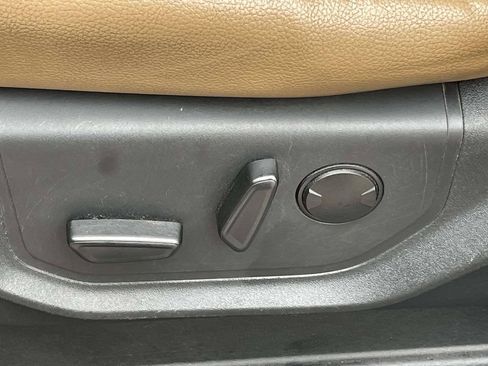Used 2022 Ford F350 Lariat w/ Lariat Ultimate Package AWD/4WD image 14