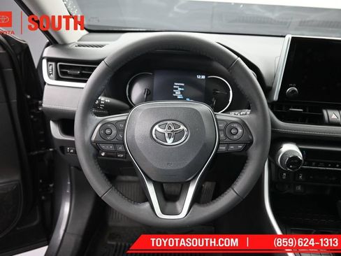 Used 2023 Toyota RAV4 XLE w/ Convenience Package AWD/4WD image 23