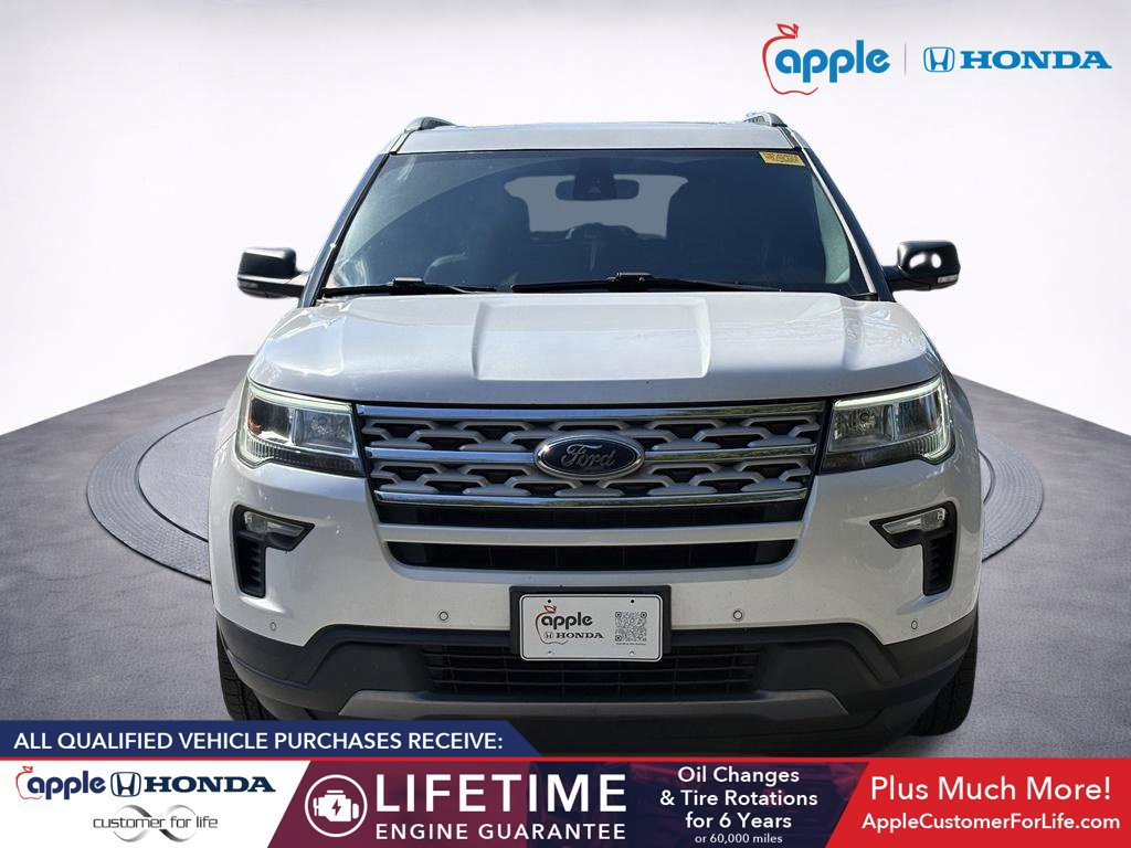 Used 2019 Ford Explorer XLT w/ Equipment Group 202A FWD image 2