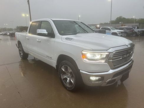 Used 2023 RAM 1500 Laramie AWD/4WD image 5
