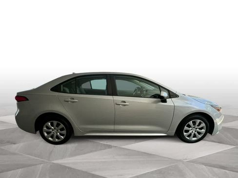 Used 2024 Toyota Corolla LE FWD image 9