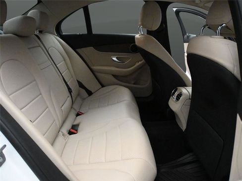 Used 2020 Mercedes-Benz C 300 4MATIC Sedan image 20