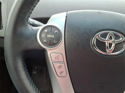 Used 2013 Toyota Prius Four image 21