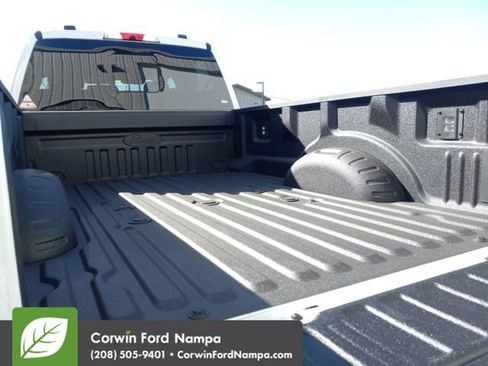 New 2026 Ford F350 Lariat w/ Black Appearance Package image 28