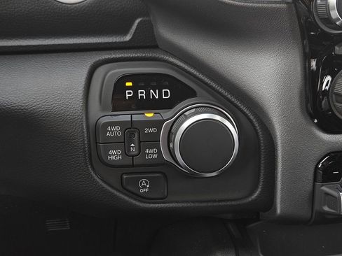 New 2026 RAM 1500 4x4 Crew Cab image 25