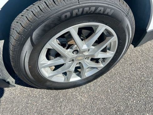 Used 2022 Chevrolet Equinox LS w/ LS Convenience Package image 14