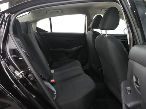 Used 2024 Nissan Sentra S image 10