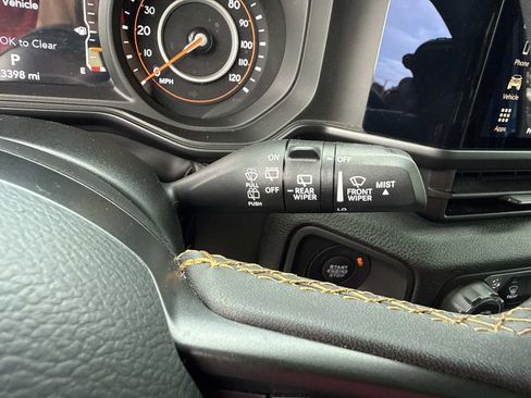 Used 2024 Jeep Wrangler Unlimited Sport AWD/4WD image 36