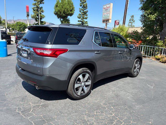 Used 2021 Chevrolet Traverse LT w/ LT Premium Package FWD image 3