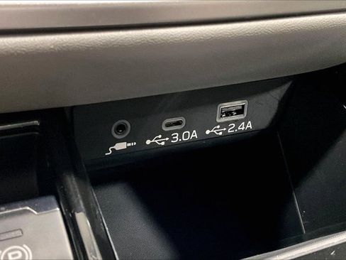 Used 2023 Subaru Outback Premium image 33