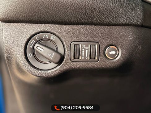 Used 2021 Dodge Challenger R/T w/ Blacktop Package image 17