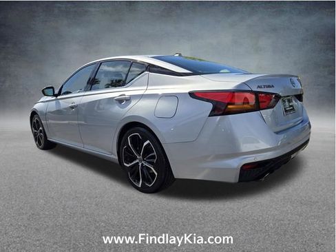 Used 2023 Nissan Altima 2.5 SR FWD image 8