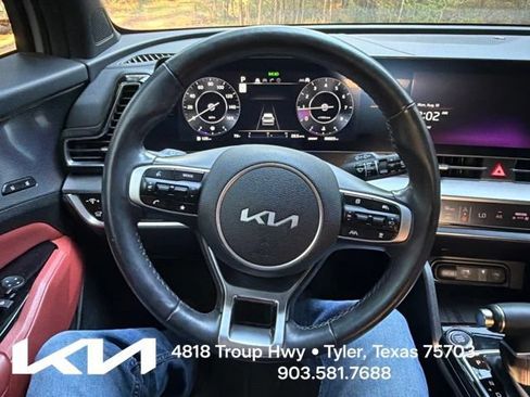 Used 2025 Kia Sportage SX FWD image 18