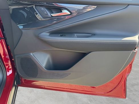 New 2025 Chevrolet Blazer EV LT image 27