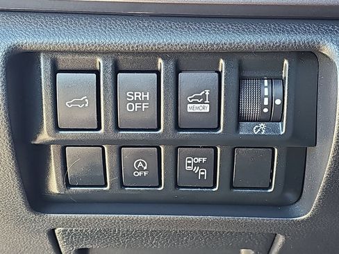 Certified 2021 Subaru Forester Premium AWD/4WD image 31