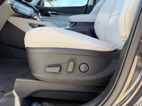 New 2025 Kia Telluride EX w/ EX Captain's Chair Package image 22