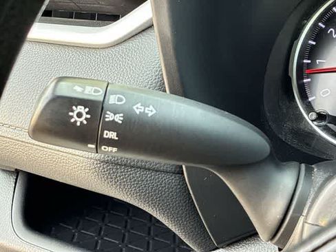 Used 2021 Toyota RAV4 LE FWD image 26