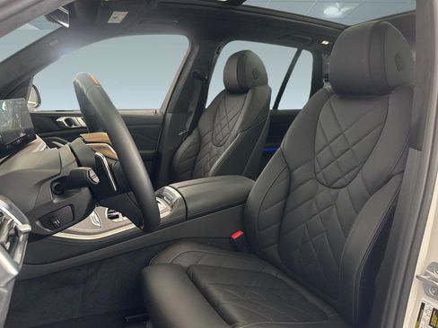 Used 2024 BMW X5 xDrive40i w/ Premium Package AWD/4WD image 5