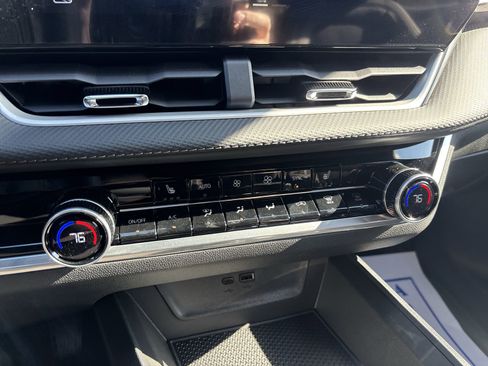 New 2026 Chevrolet Equinox LT w/ Convenience Package II image 21