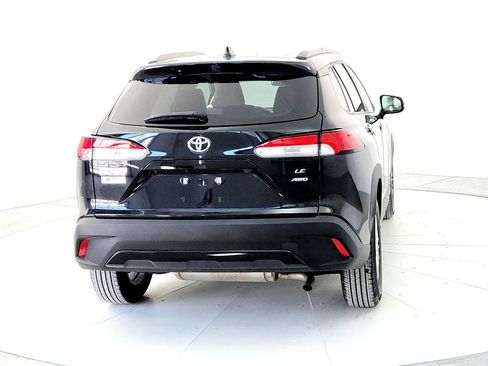 Used 2023 Toyota Corolla Cross LE image 5