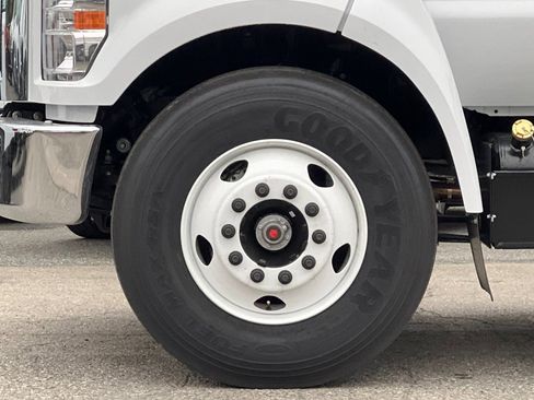 New 2026 Ford F650 2WD Regular Cab Super Duty image 16