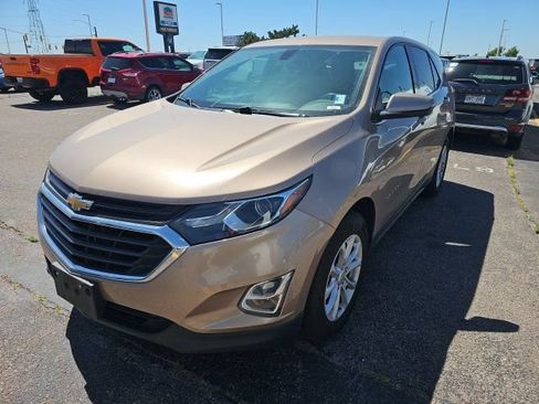Used 2018 Chevrolet Equinox LT FWD image 8