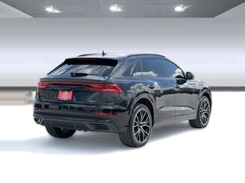 Used 2023 Audi Q8 Premium Plus w/ Premium Plus Package AWD/4WD image 9