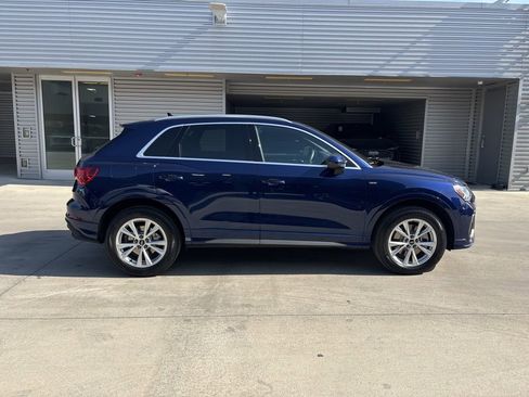 Used 2025 Audi Q3 2.0T Premium w/ Convenience Package image 4