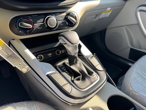 New 2025 Kia Soul LX image 13