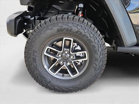 New 2025 Jeep Gladiator Mojave w/ Convenience Group image 10