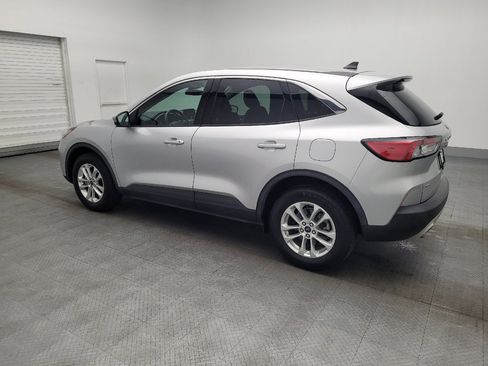 Used 2020 Ford Escape SE image 3