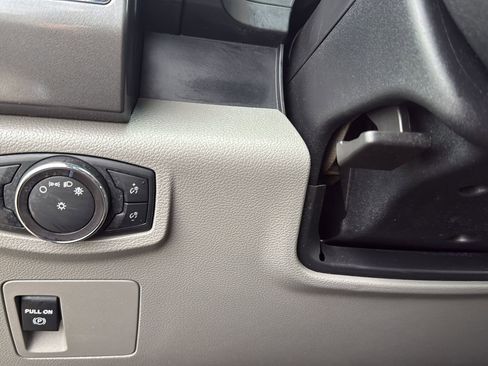 Used 2018 Ford F150 XLT RWD image 11