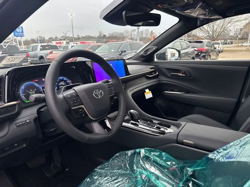 New 2026 Toyota Crown Limited image 13