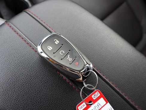 Used 2023 Chevrolet Blazer RS image 35