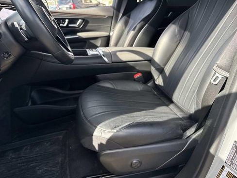 Used 2023 Mercedes-Benz EQS 580 4MATIC SUV image 18