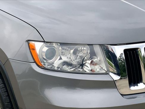 Used 2013 Jeep Grand Cherokee Limited RWD image 27