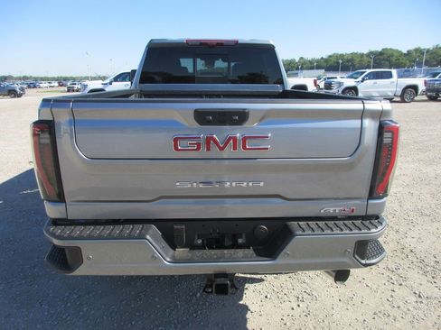 New 2026 GMC Sierra 2500 AT4 w/ AT4 Premium Plus Package AWD/4WD image 5