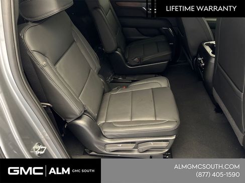 New 2026 GMC Yukon XL Denali AWD/4WD image 17