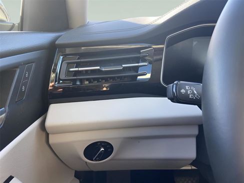 Used 2025 Volkswagen Jetta S image 22