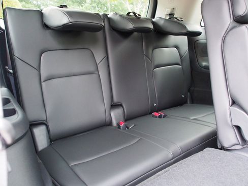 New 2025 Nissan Pathfinder Platinum w/ Cargo Package image 15