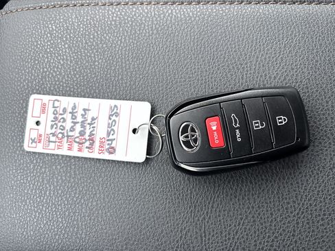 New 2026 Toyota Camry XLE image 29